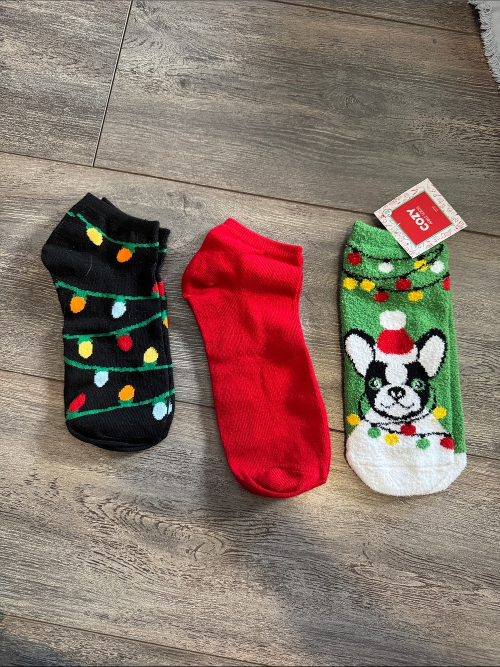 Holiday Ankle Socks x 5 - Black, Red, Green